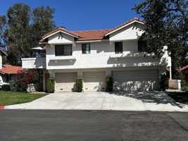 featured image of 3036 Avenida Christina