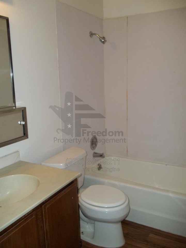 959 Northern Way #8 - Photo 6 of 7