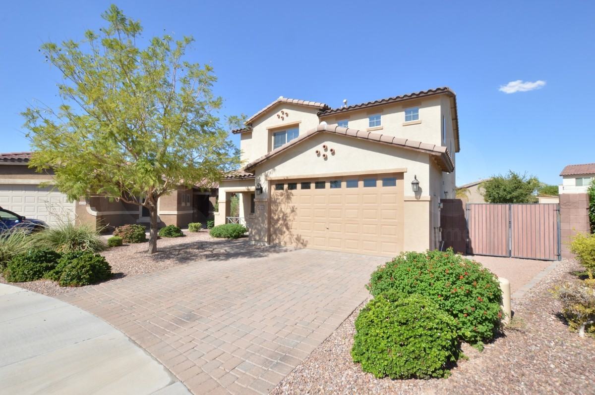 42243 N Tulip Tree St - Photo 2 of 36
