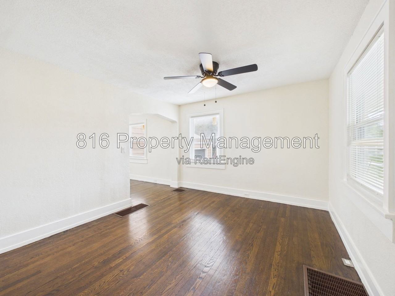 1432 E 77th St - Photo 4 of 22