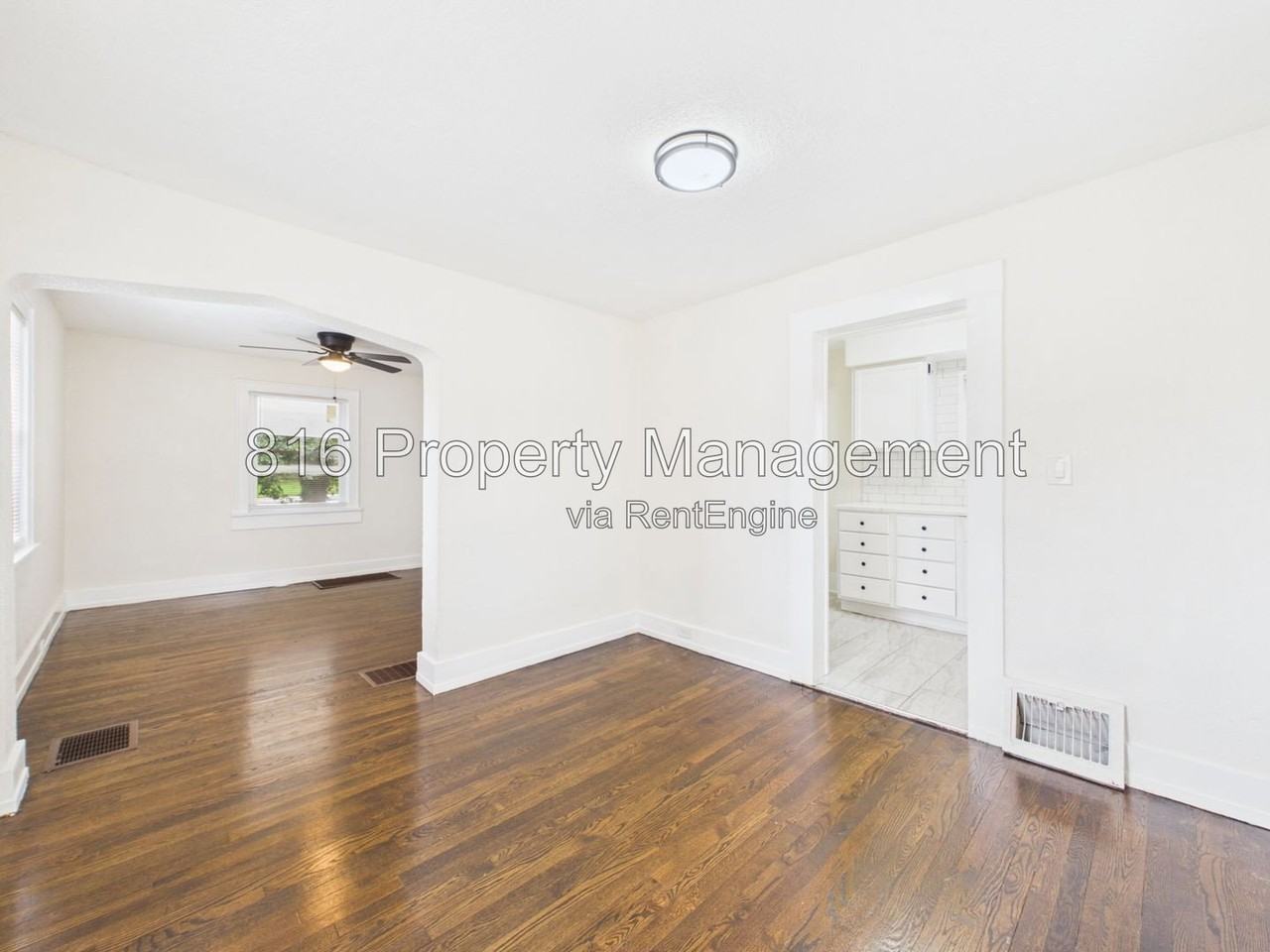 1432 E 77th St - Photo 6 of 22