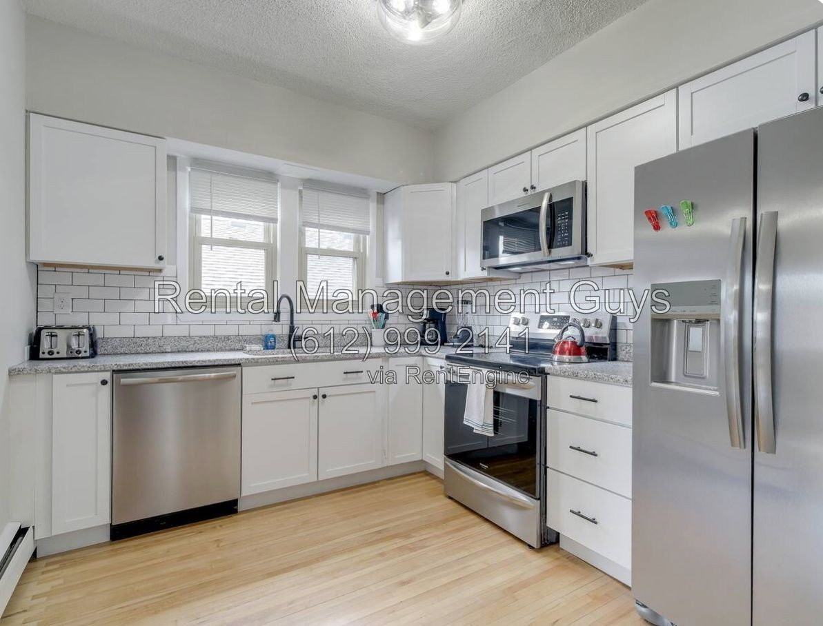 1680 Marshall Ave - Photo 5 of 17