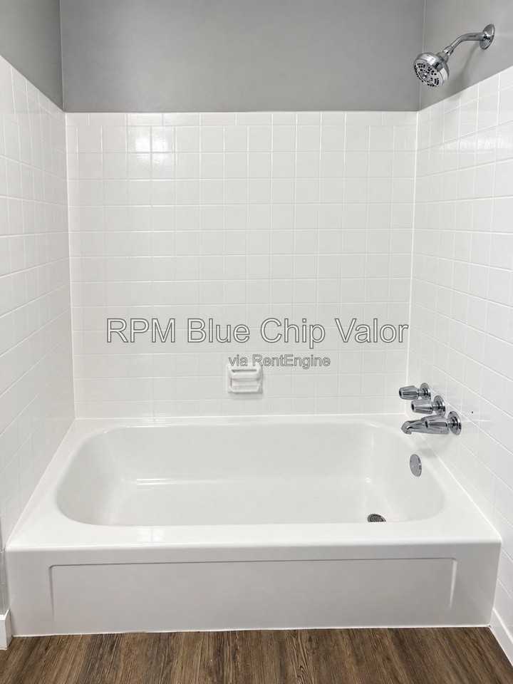 9481 Reading Rd #10 - Photo 7 of 7