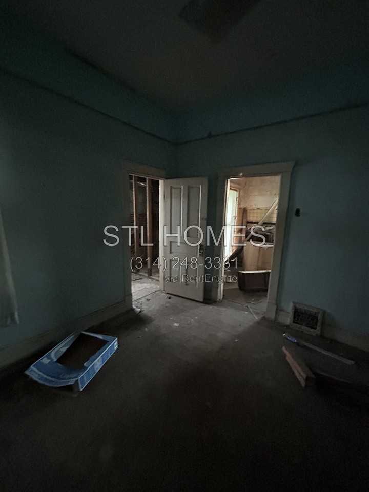 5403 Helen Ave - Photo 2 of 5