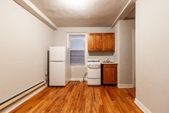 425 W Roscoe St #101 - Photo 1 of 1