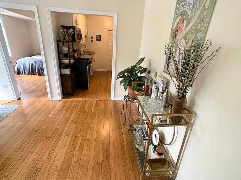 3578 W Lyndale St #1 - Photo 7 of 13
