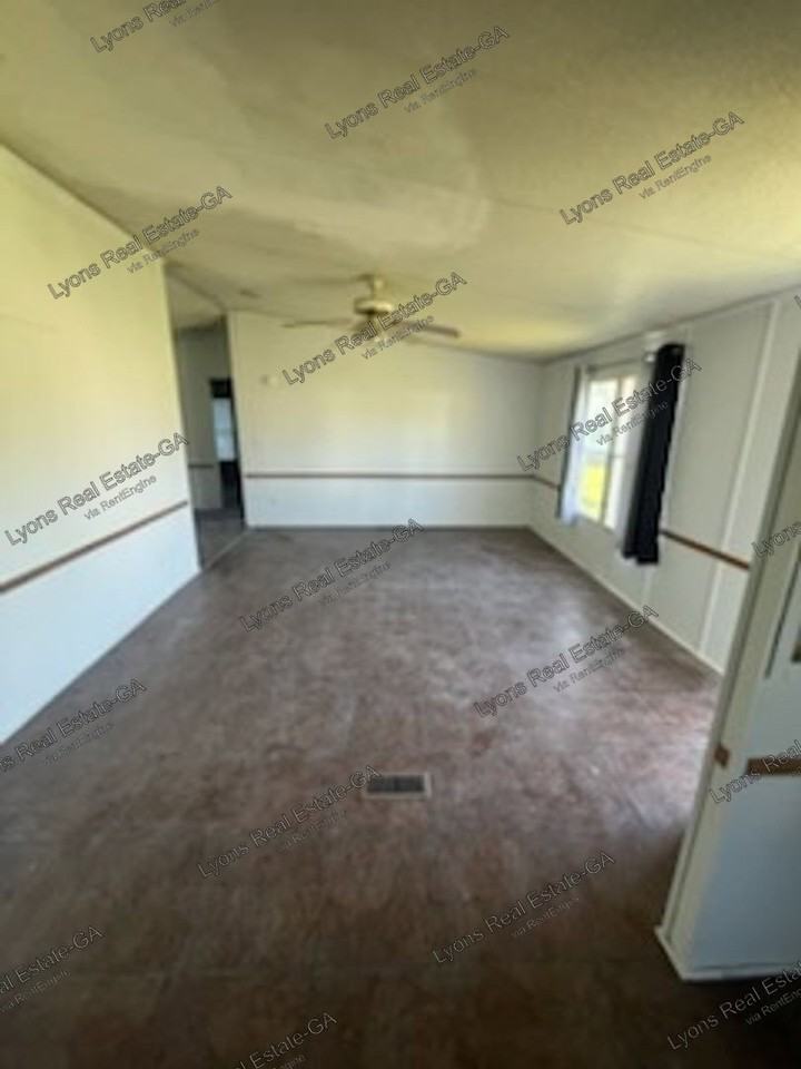 906 Pleasantdale Cir - Photo 3 of 12