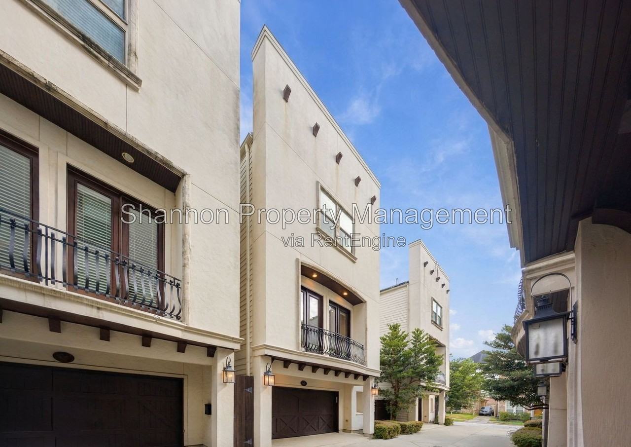 1108 Peveto St #B - Photo 3 of 50