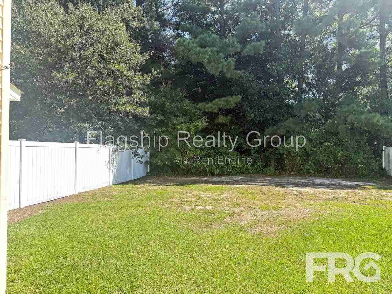 1131 Brownlea Dr #B - Photo 5 of 50