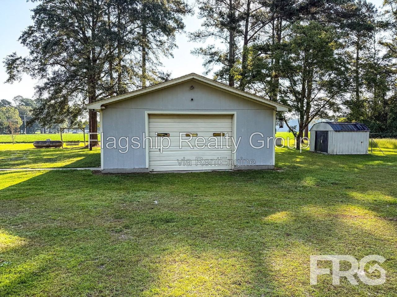 6822 Jaycross Rd - Photo 3 of 42