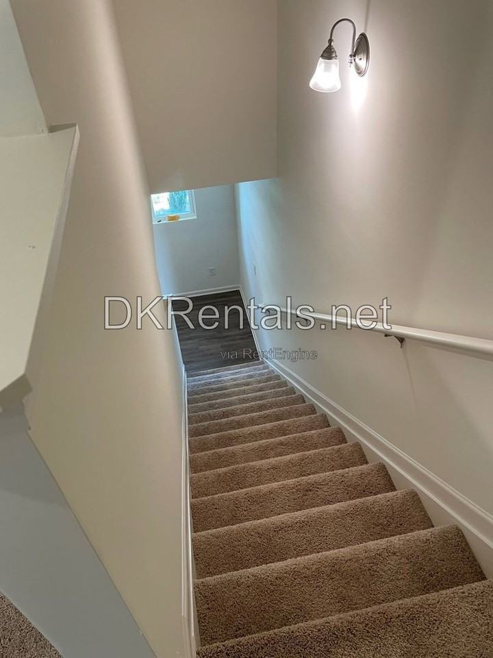 229 Grand Central Way - Photo 3 of 13