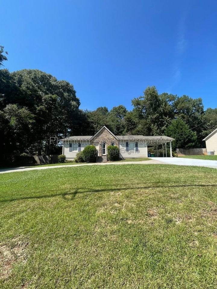 2397 Old Peachtree Rd - Photo 3 of 29