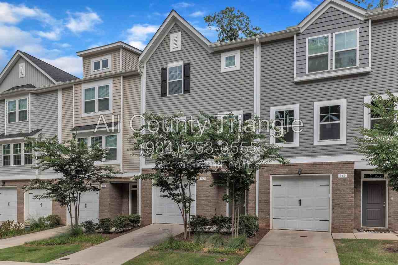 312 Page Square Dr - Photo 3 of 41
