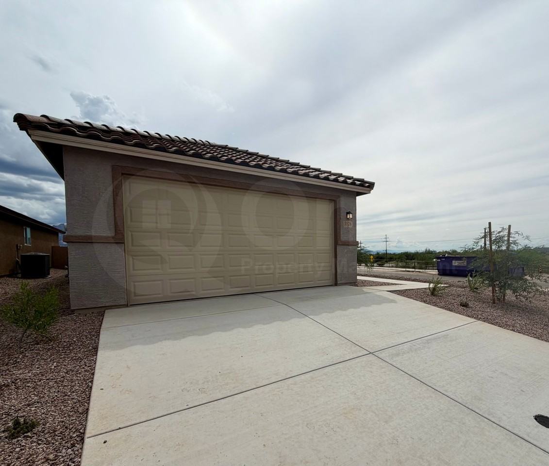3526 E Violet Ridge Rd - Photo 3 of 23