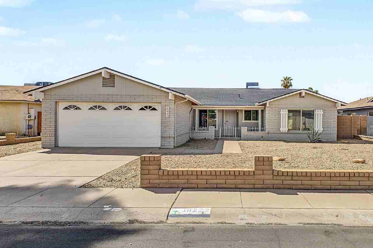 10222 N 52nd Dr - Photo 2 of 36