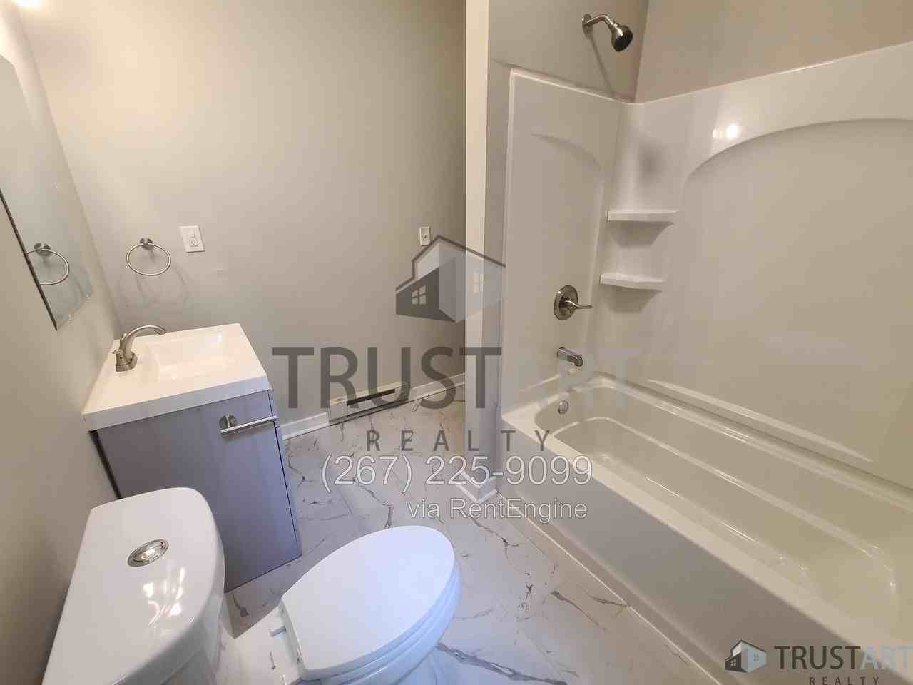 2325 N 16th St #A - Photo 6 of 15