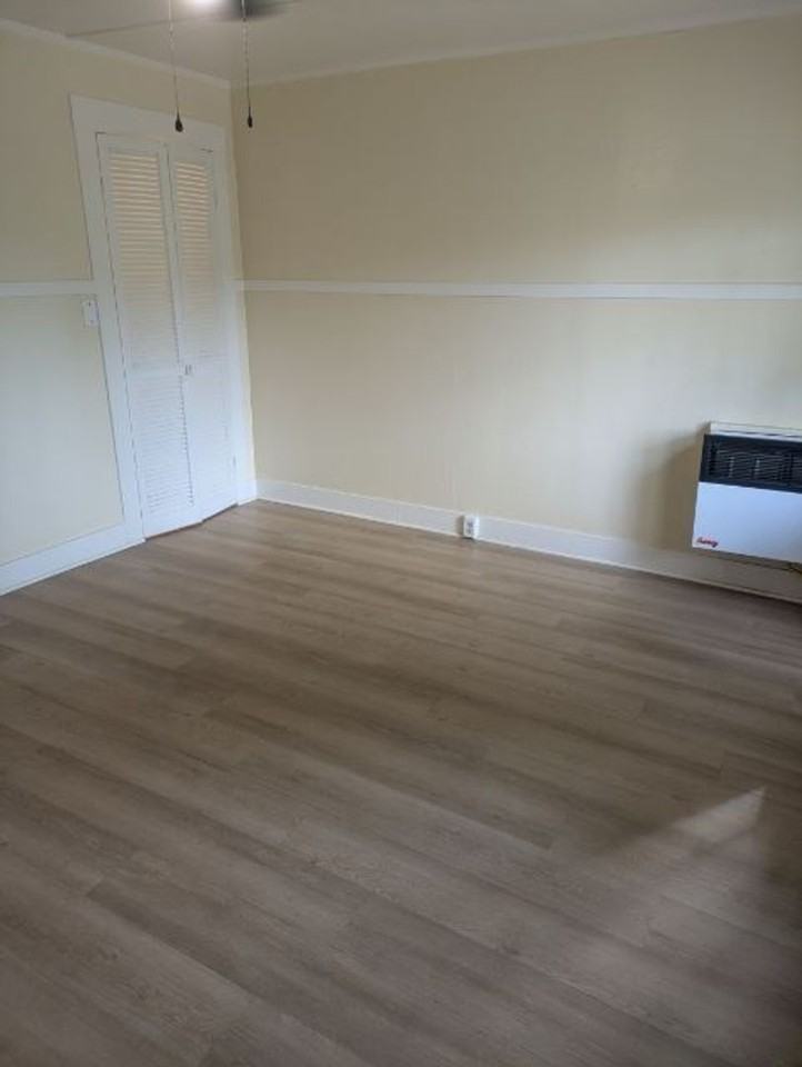 233 W 81st St - Photo 2 of 11