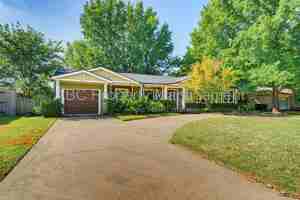featured image of 911 Eicher Ave