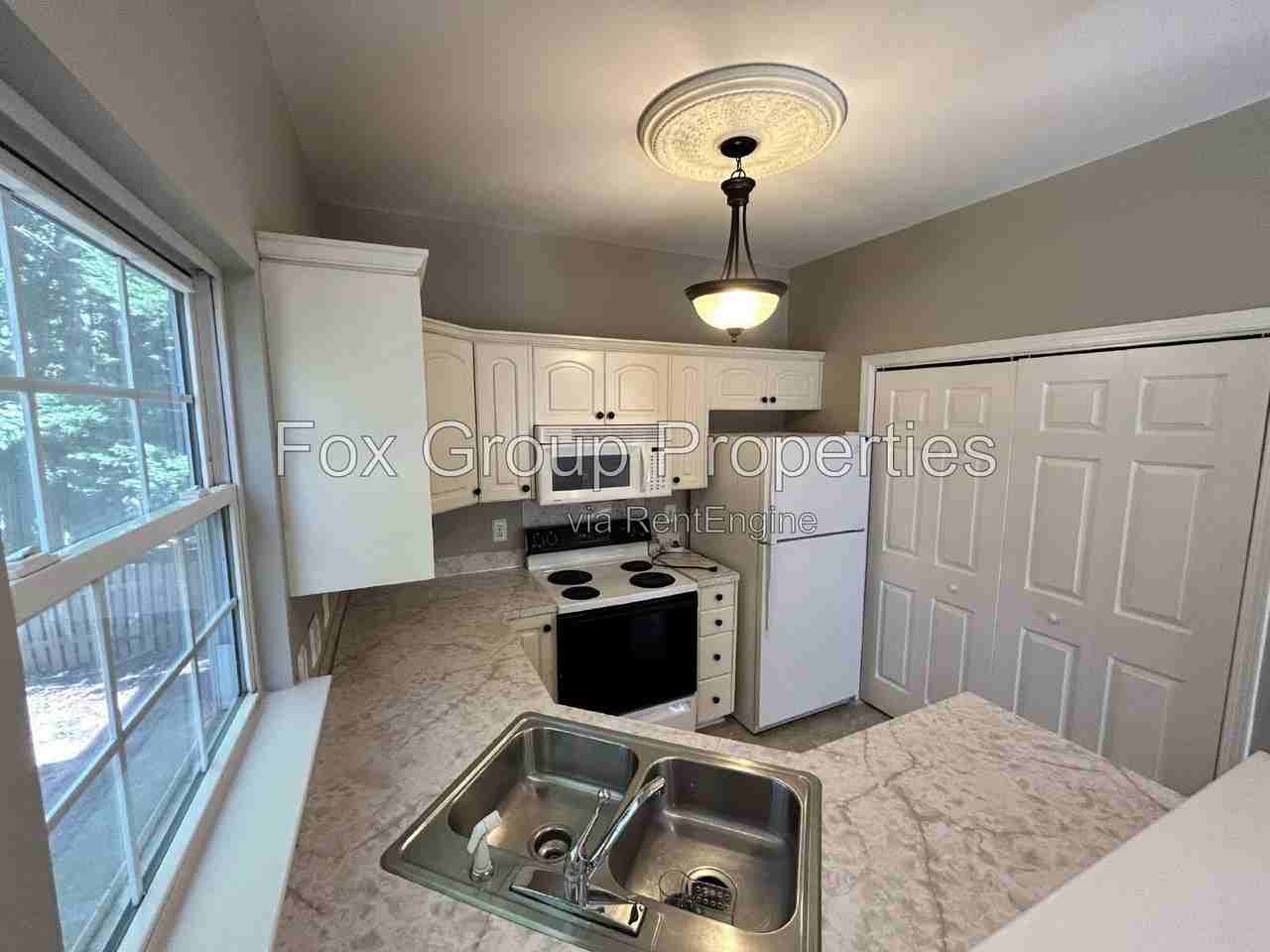 1547 Cambridge Heights Pl Nw - Photo 7 of 15