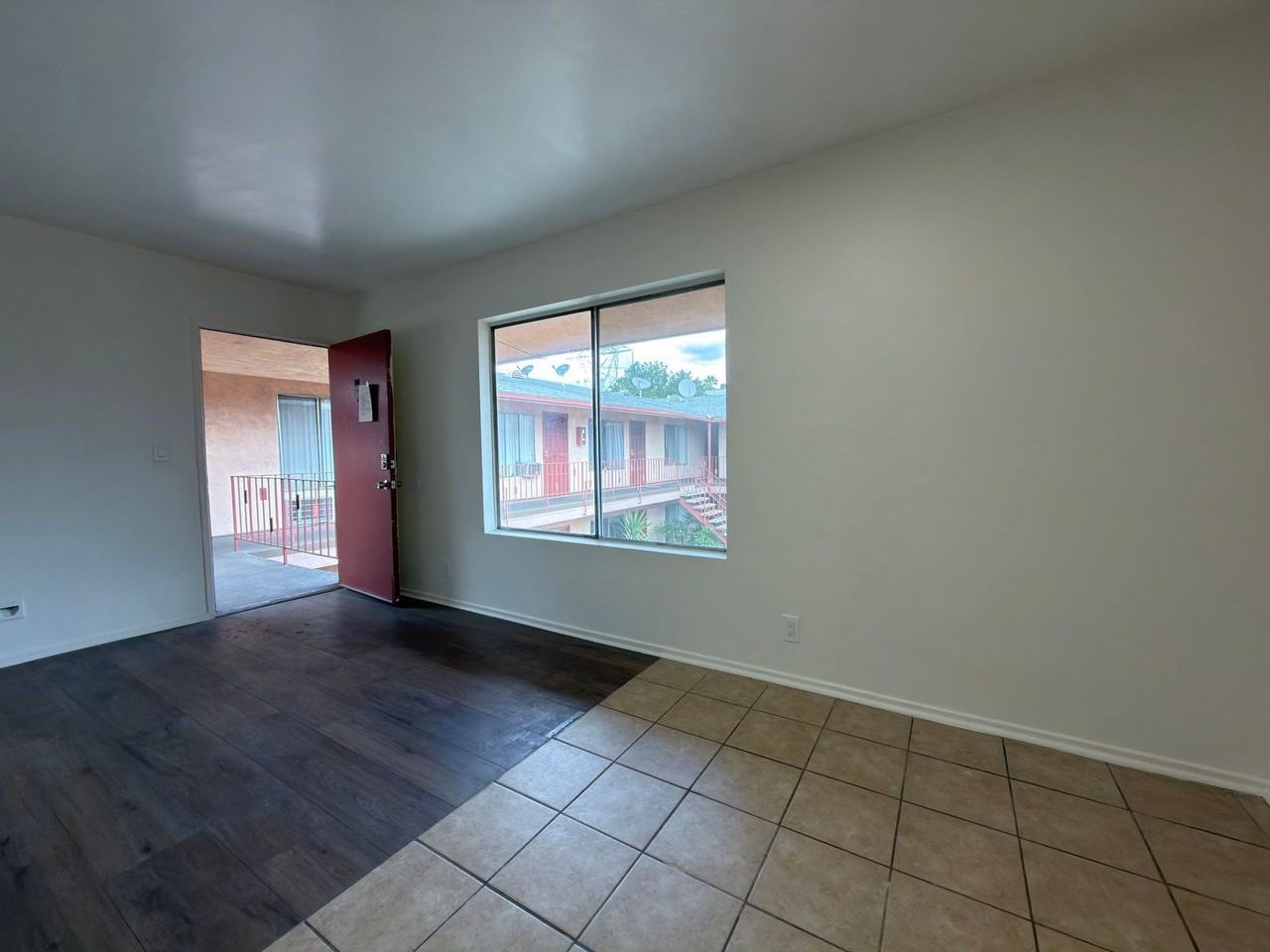 11741 Saticoy St #85 - Photo 3 of 5