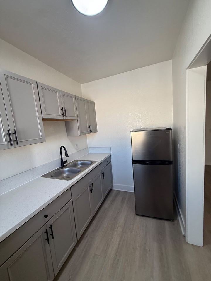 718 S Alvarado St #310A - Photo 3 of 6