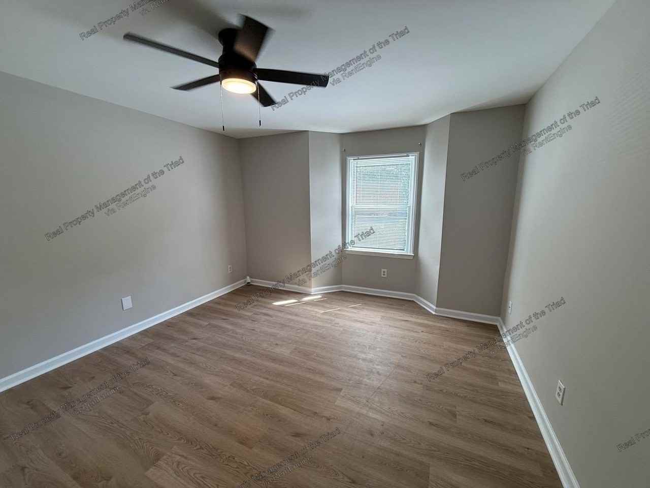 706 Glendale Dr - Photo 5 of 15