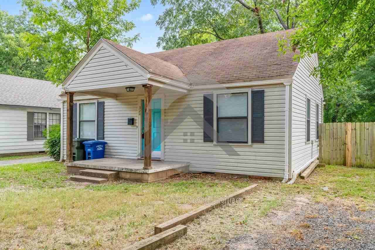 324 Mitchell St