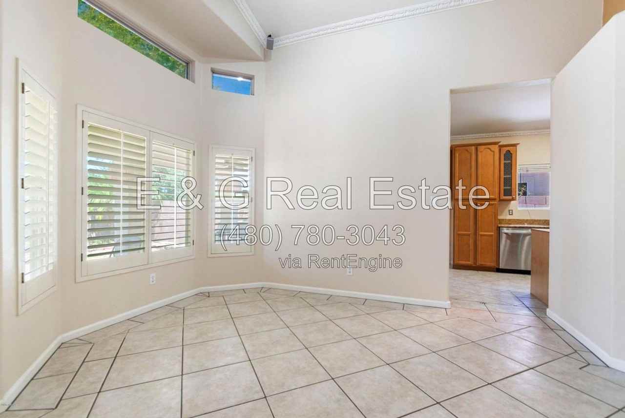 7421 S Kachina Dr - Photo 6 of 24