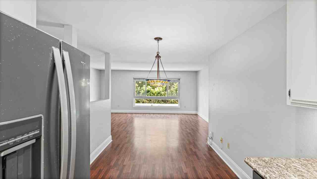 140 Walnut Ave #2F - Photo 2 of 28