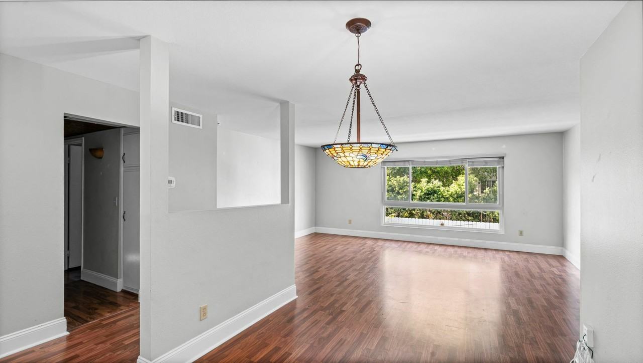 140 Walnut Ave #2F - Photo 3 of 28