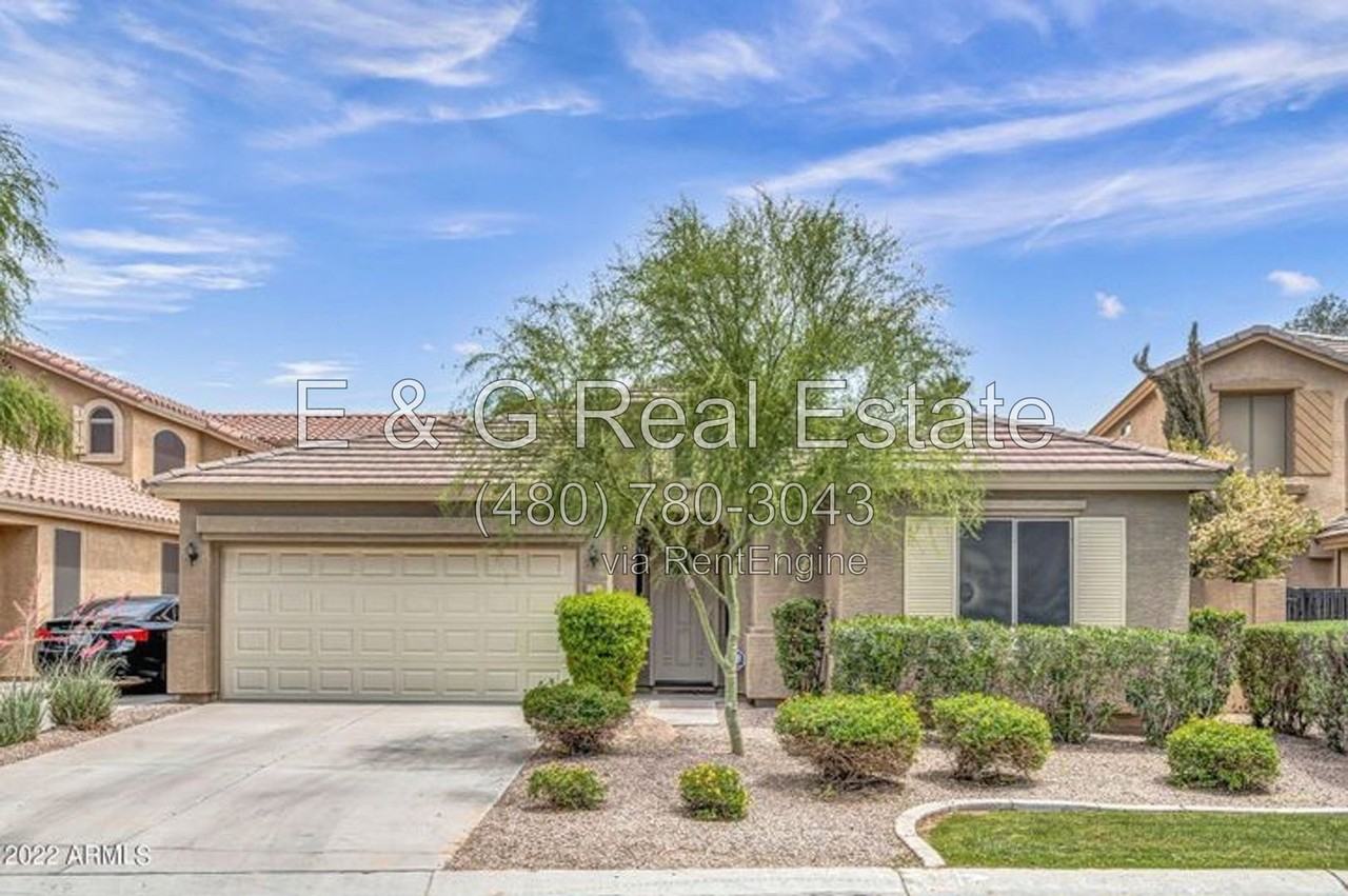 1167 N Cholla St - Photo 4 of 26