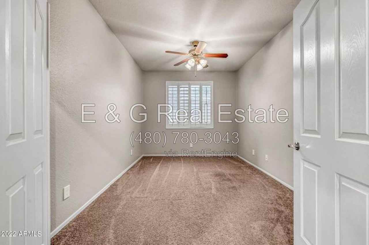 1167 N Cholla St - Photo 6 of 26