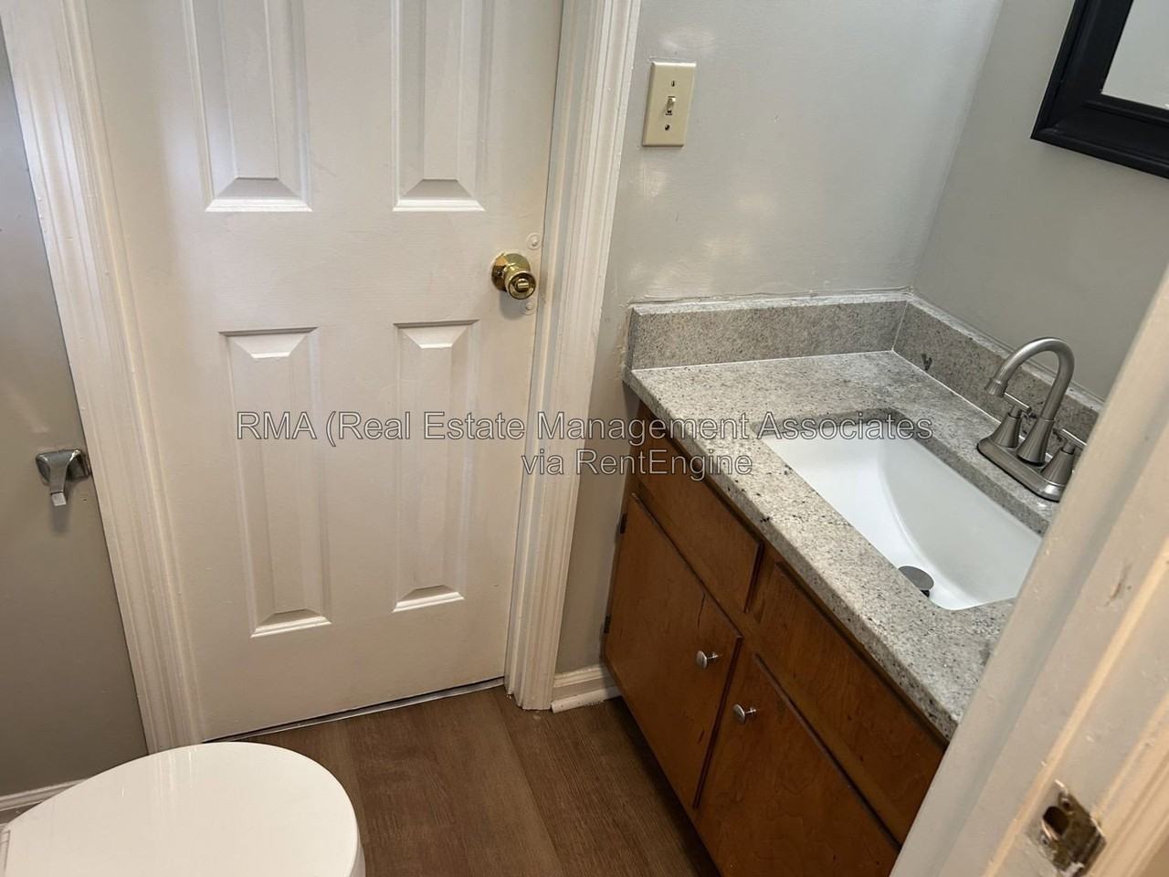 1123 Spring Creek Cir - Photo 6 of 9