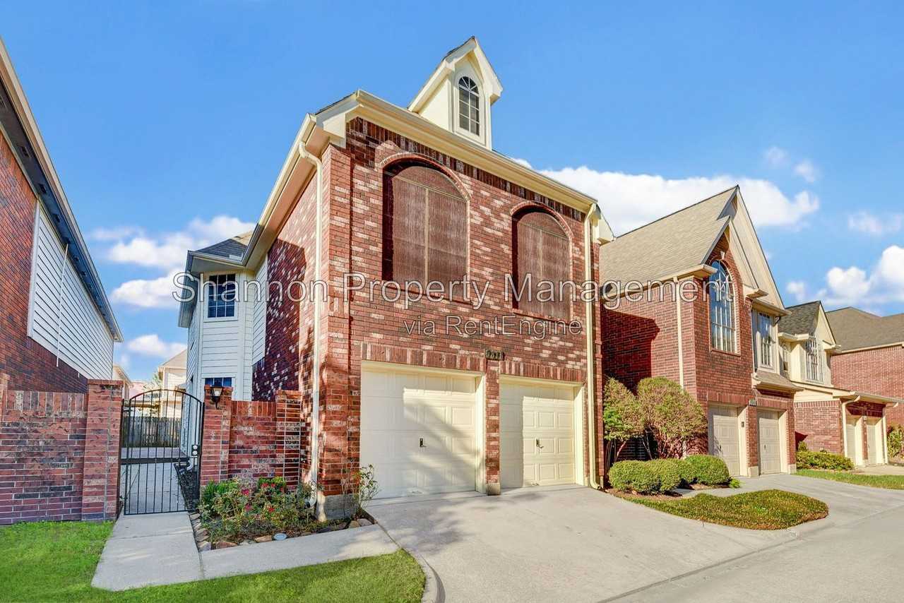 5811 White Hart Run - Photo 2 of 35