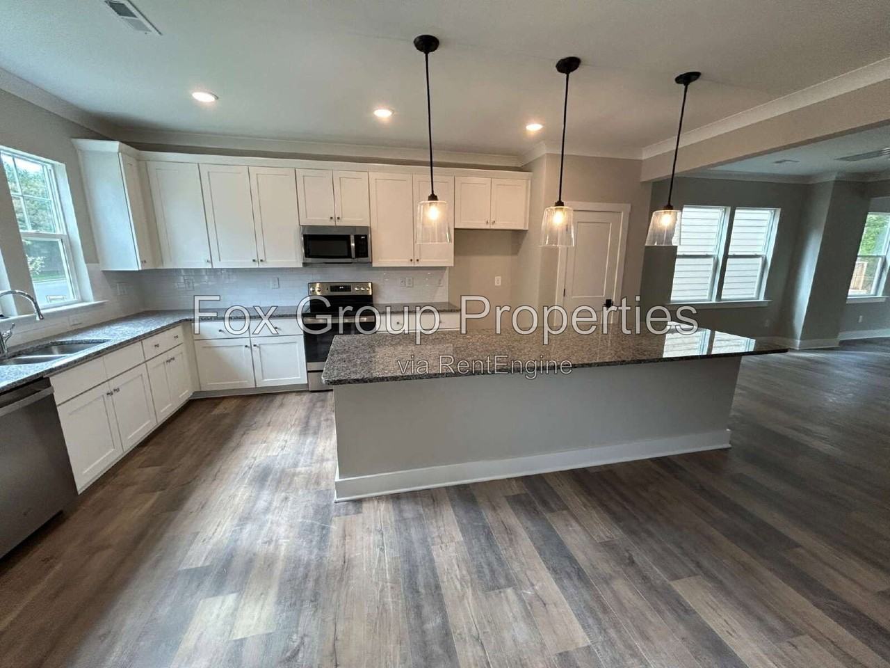 108 Glencoe Ln #101 - Photo 5 of 31