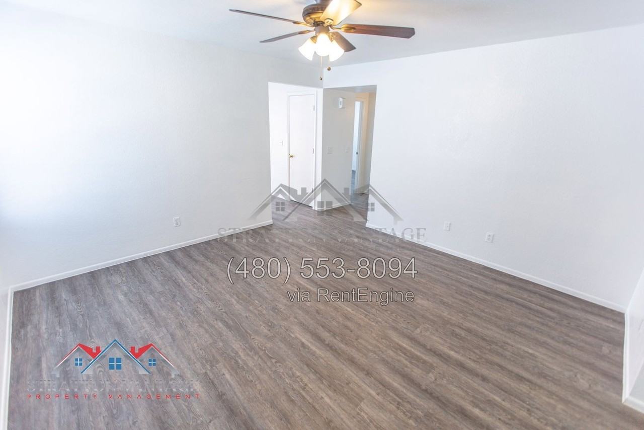 4715 N 84th Ln - Photo 5 of 27