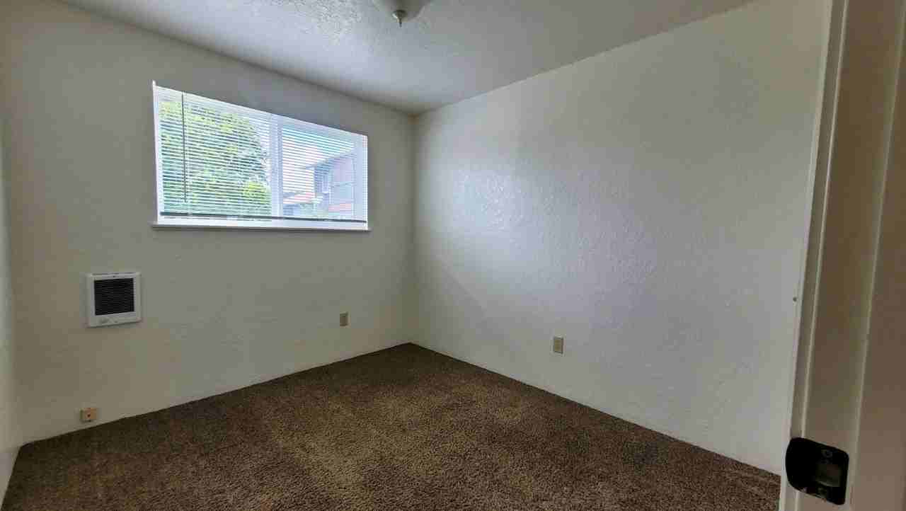 128 Atkinson Ct #16 - Photo 7 of 16