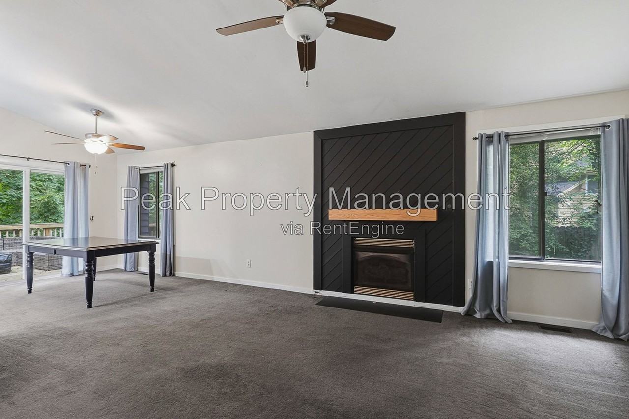 14501 Mistwood Forest Ct - Photo 4 of 22