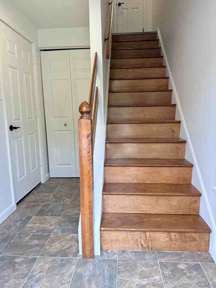 601 Rockwood Dr - Photo 2 of 21