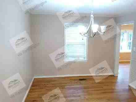 2301 Ava Pl - Photo 5 of 23