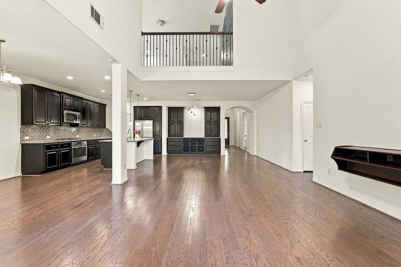 10930 Kennowy Ct - Photo 7 of 27