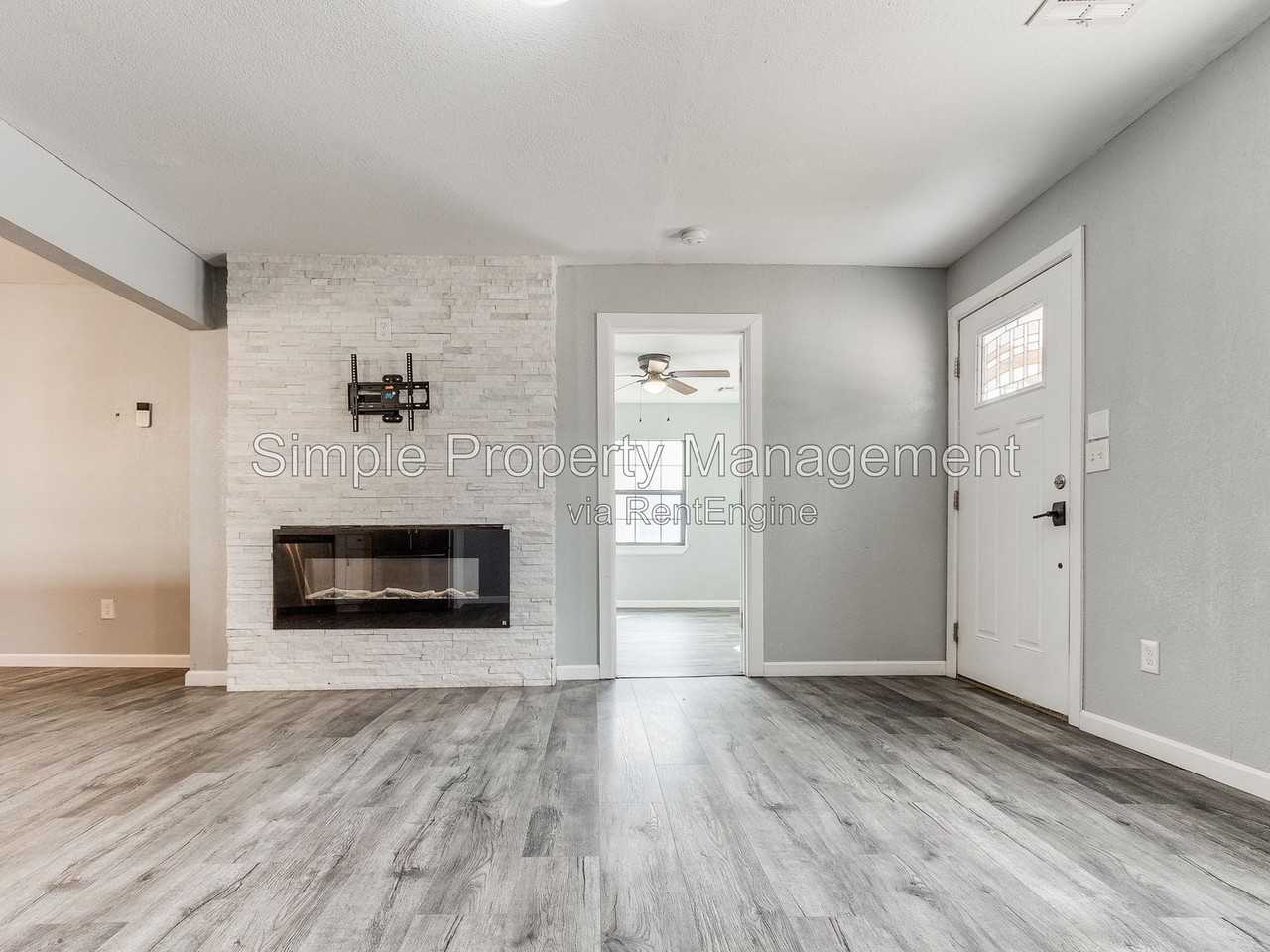 2343 Nw 20th St - Photo 3 of 27