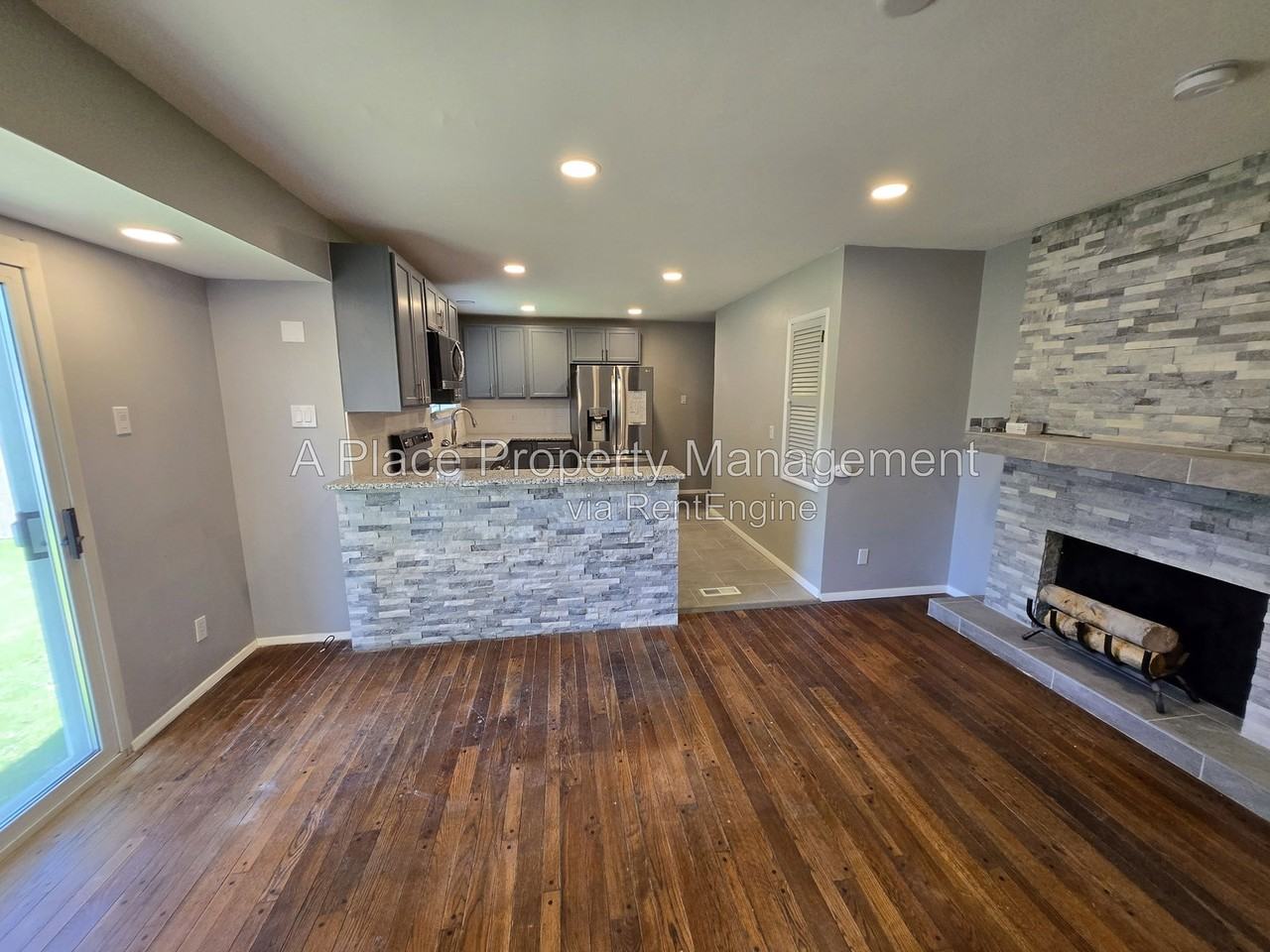 7563 Georgetown Dr - Photo 5 of 15