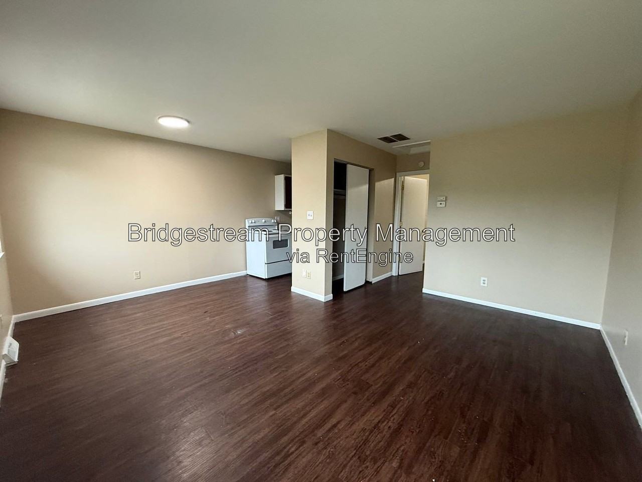 1617 Barling Ave #2 - Photo 3 of 6