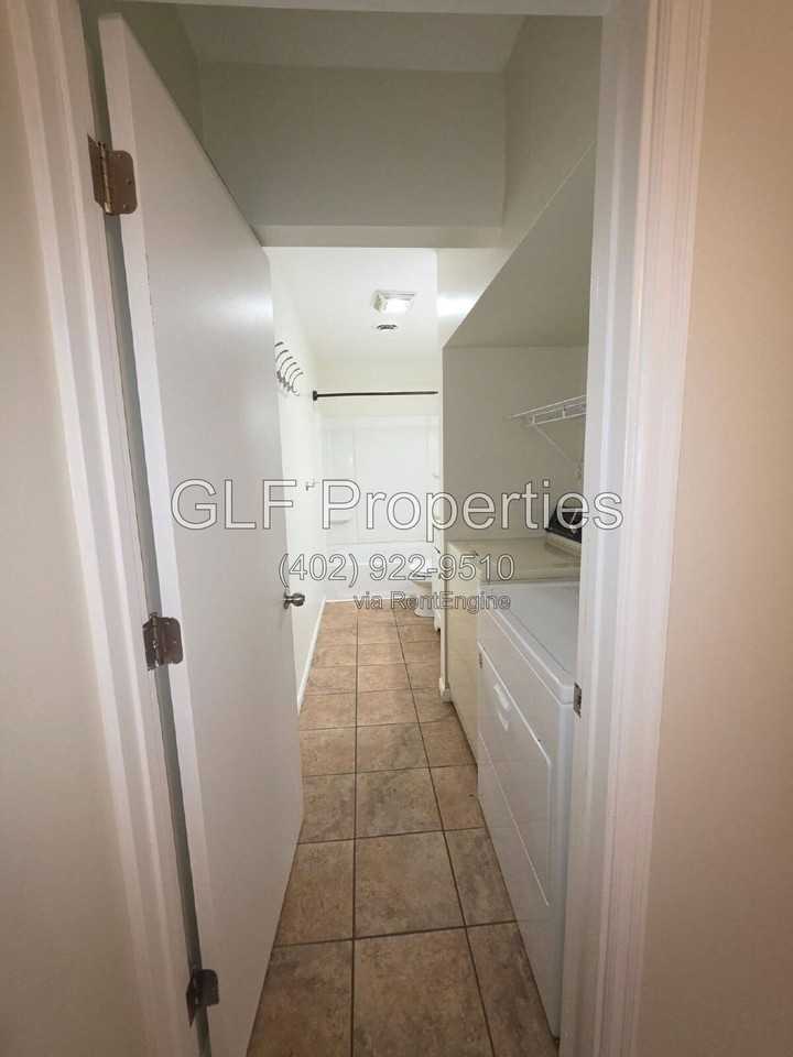 605 N 13th St - Photo 6 of 8