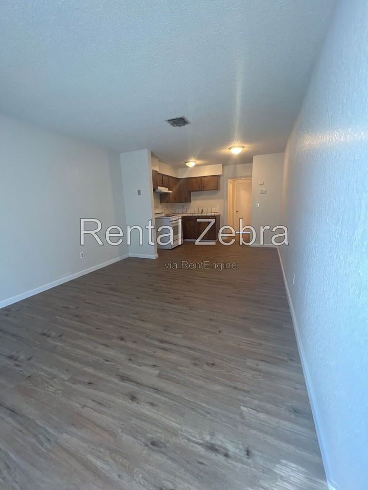 1191 Kelso St - Photo 2 of 12