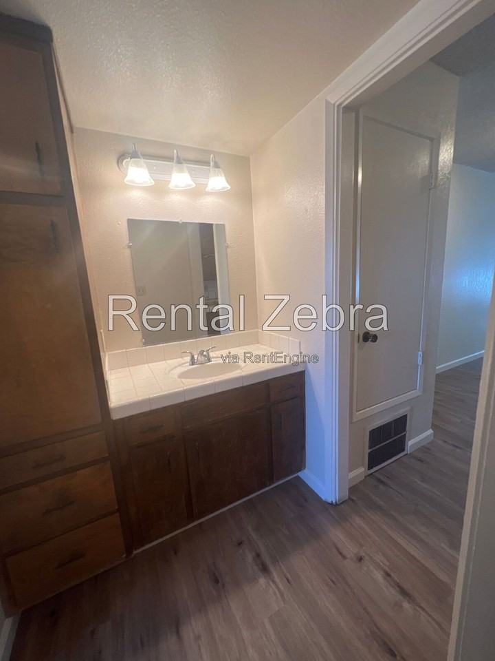1191 Kelso St - Photo 5 of 12