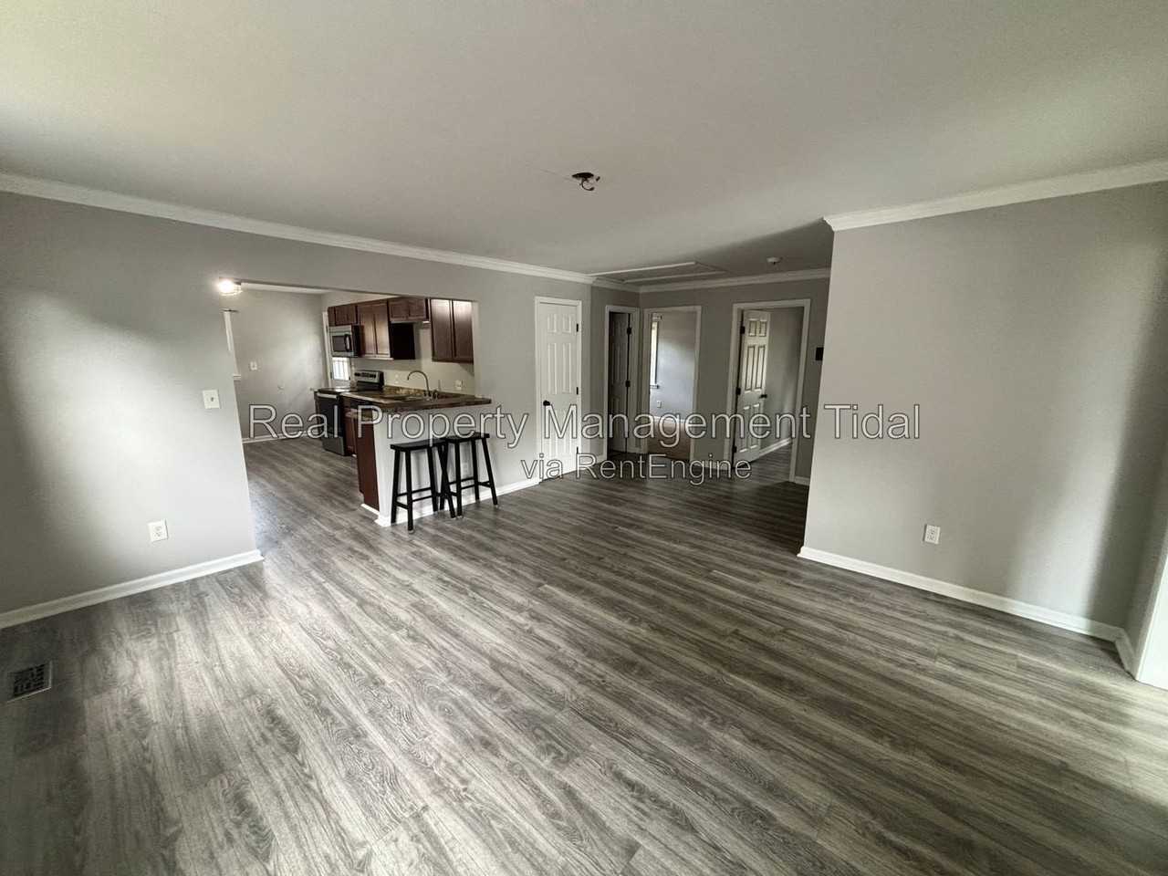602 Burksdale Rd - Photo 4 of 16