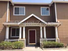 720 W 18th St - Photo 1 of 1