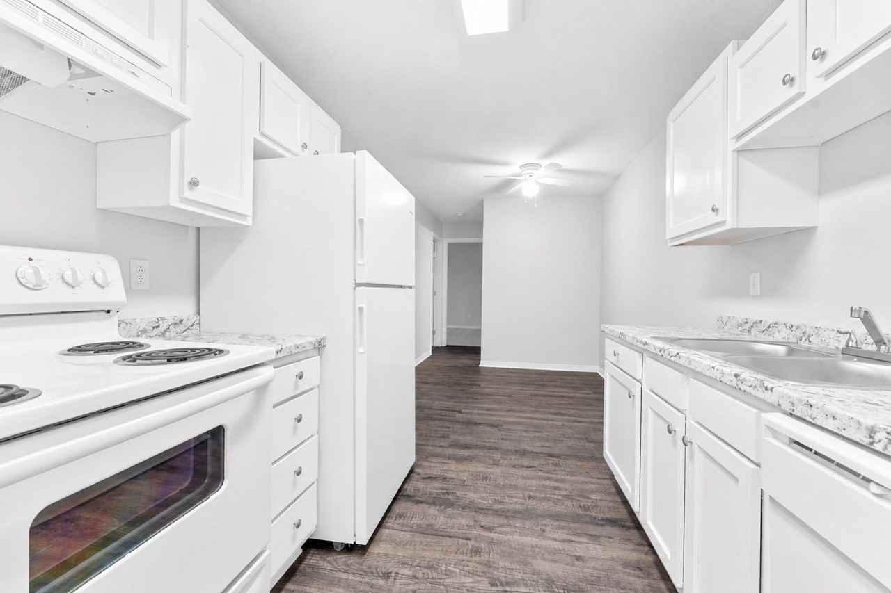 5963 Walnut Cir #D13 - Photo 3 of 13